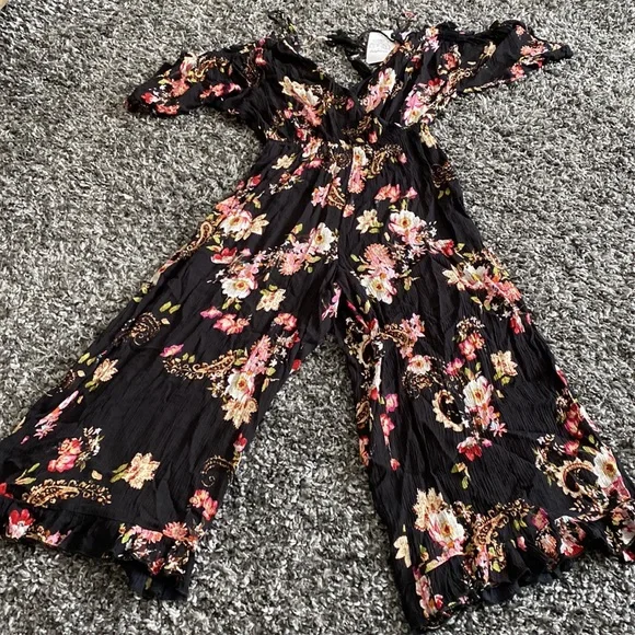 Jumper - Picture 2 of 7